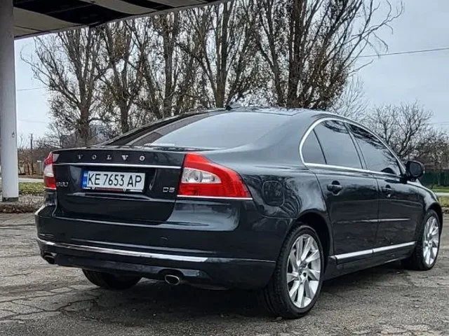Volvo S80 - фото 2