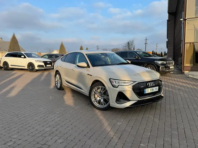 Audi e-tron Sportback - фото 5