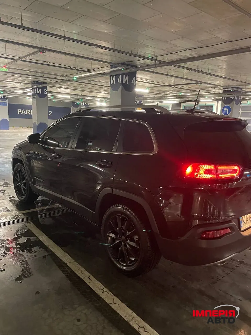 Jeep Cherokee - фото 12