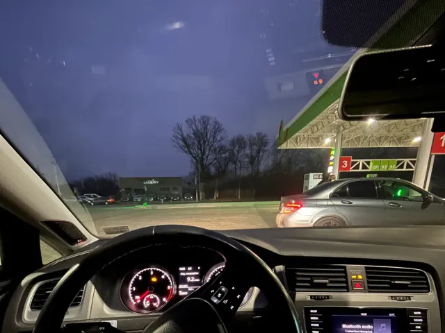 Volkswagen Golf - фото 4