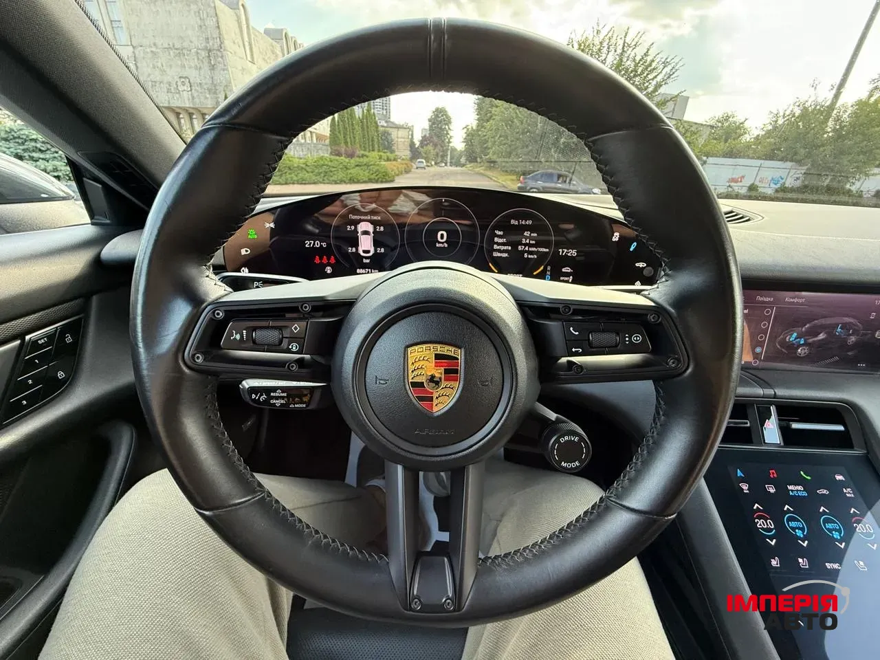 Porsche Taycan - фото 14