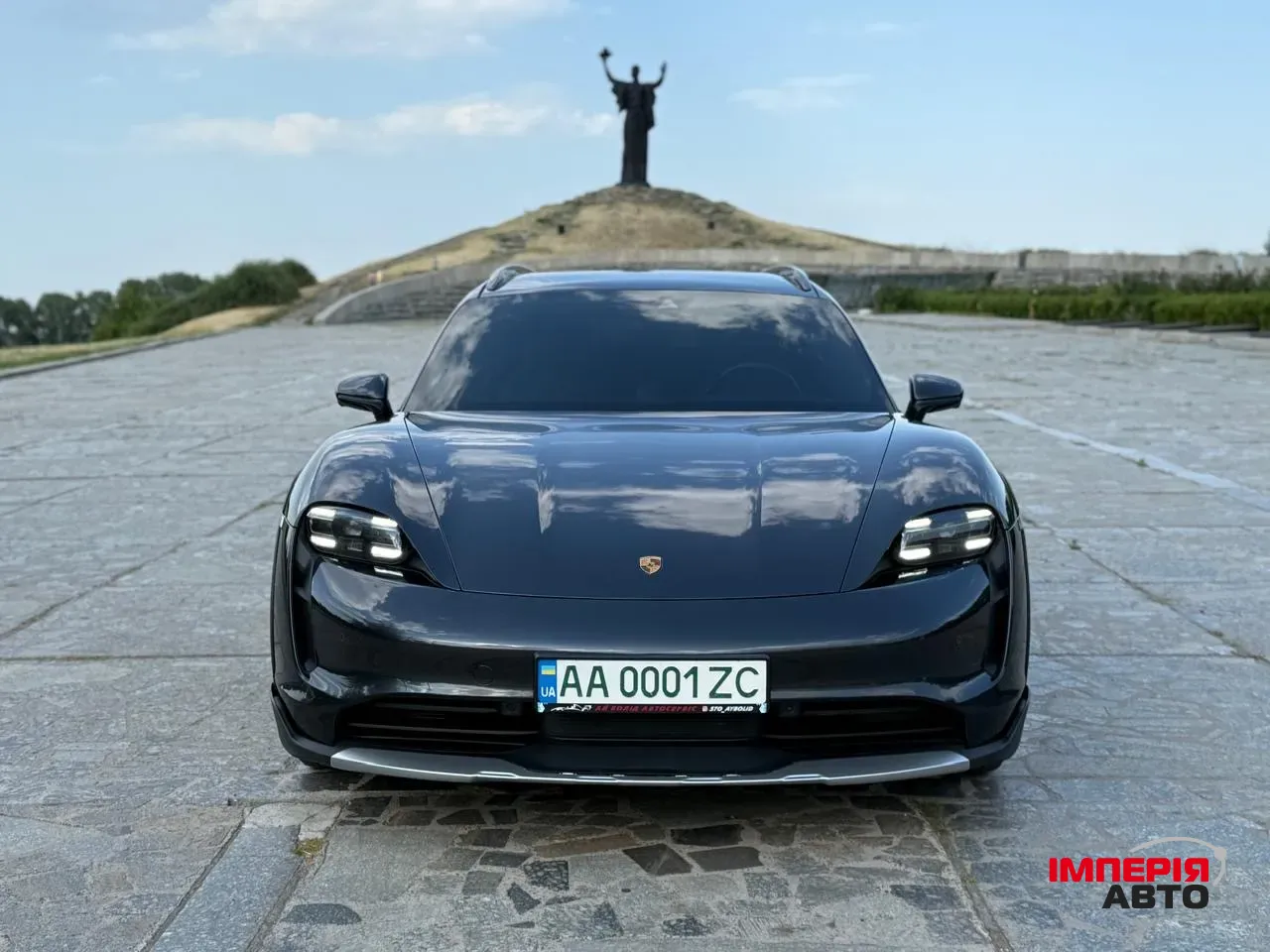 Porsche Taycan - фото 10