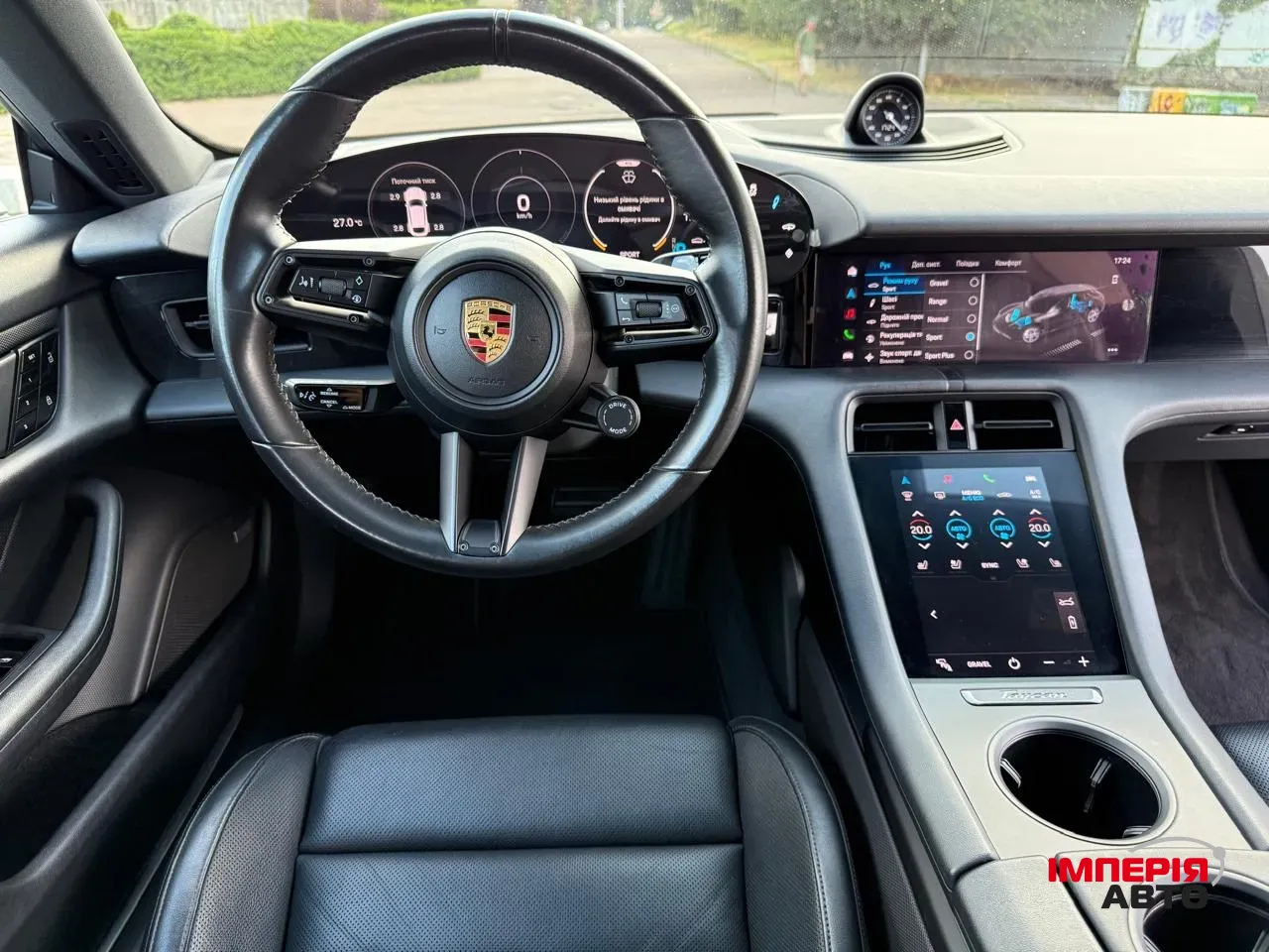 Porsche Taycan - фото 11