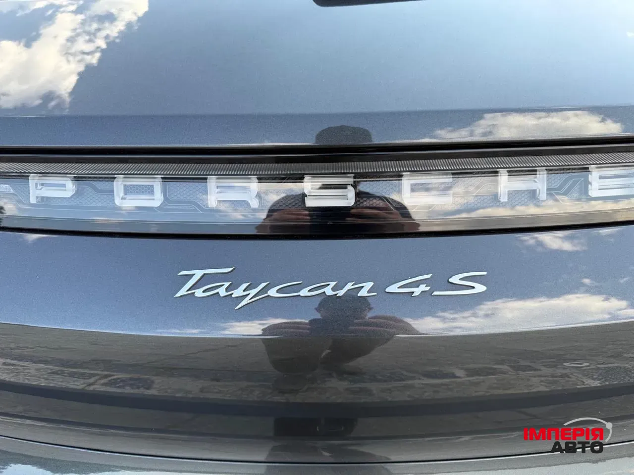 Porsche Taycan - фото 7