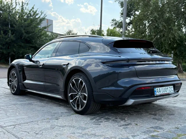 Porsche Taycan - фото 5