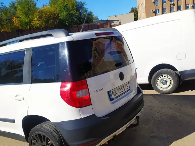 Skoda Yeti - фото 5