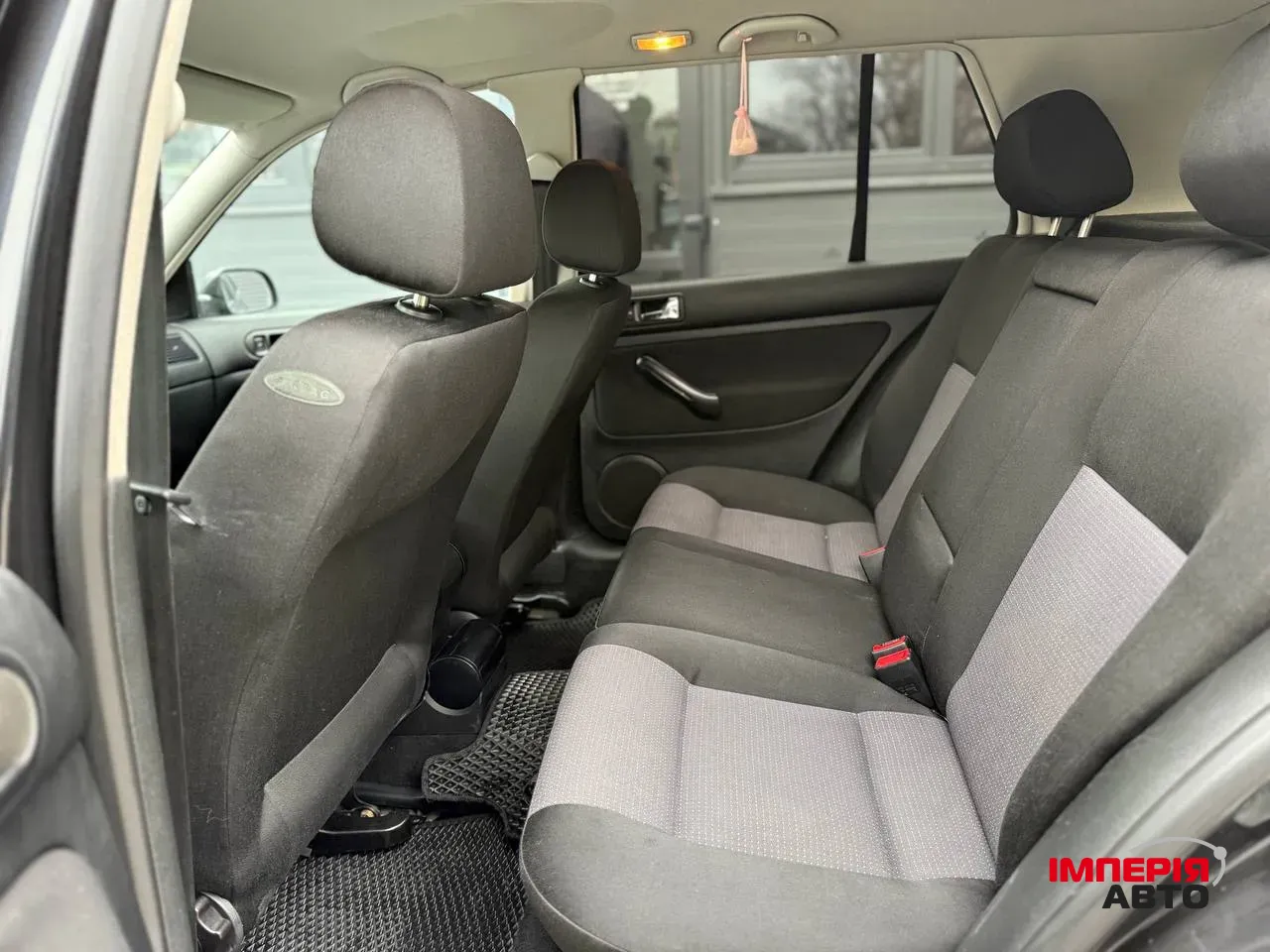 Volkswagen Golf - фото 7