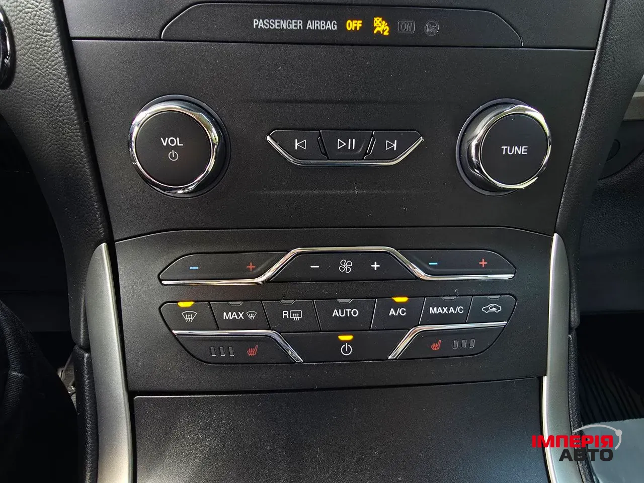 Ford Edge - фото 32