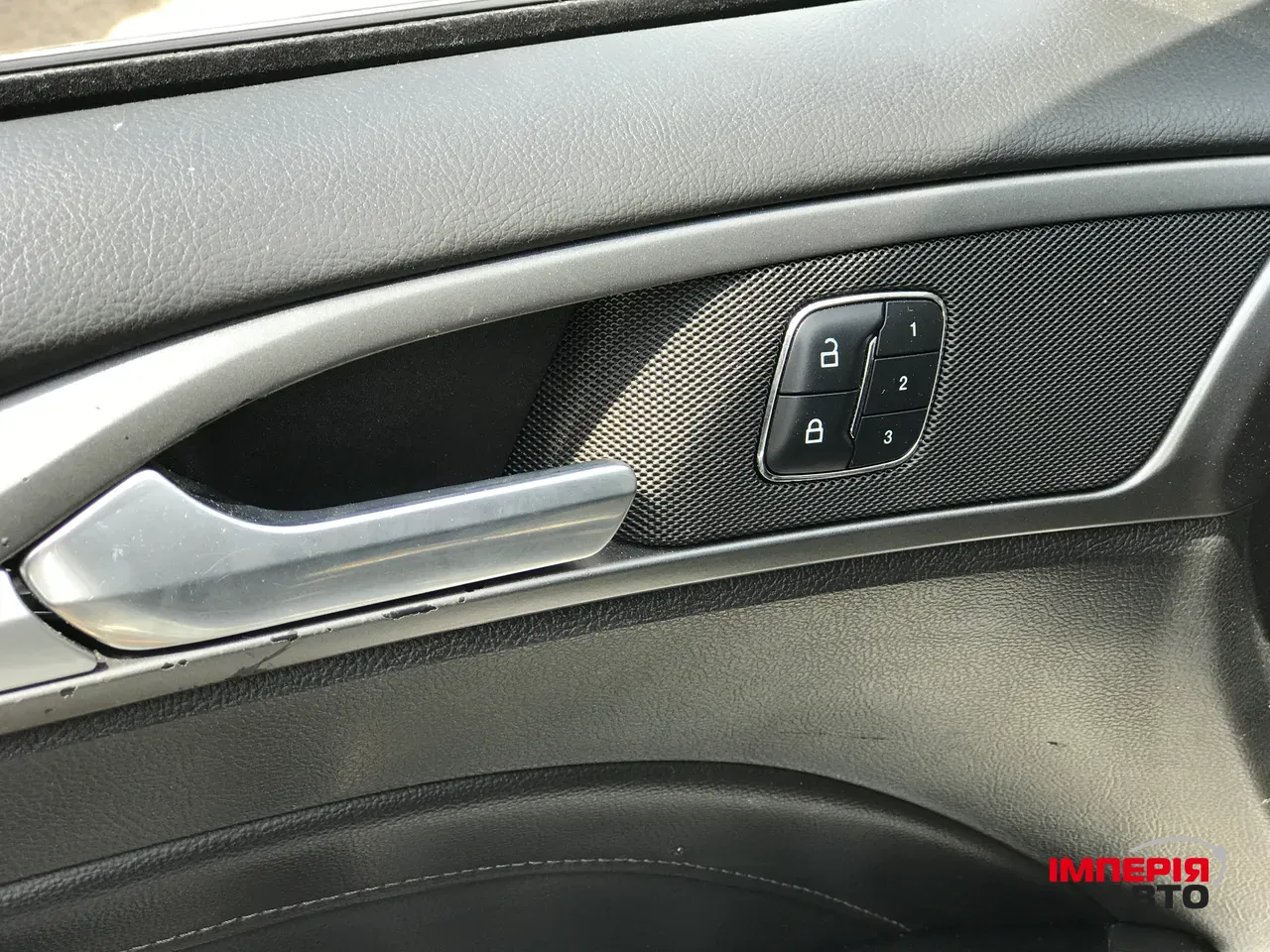 Ford Fusion (North America) - фото 16