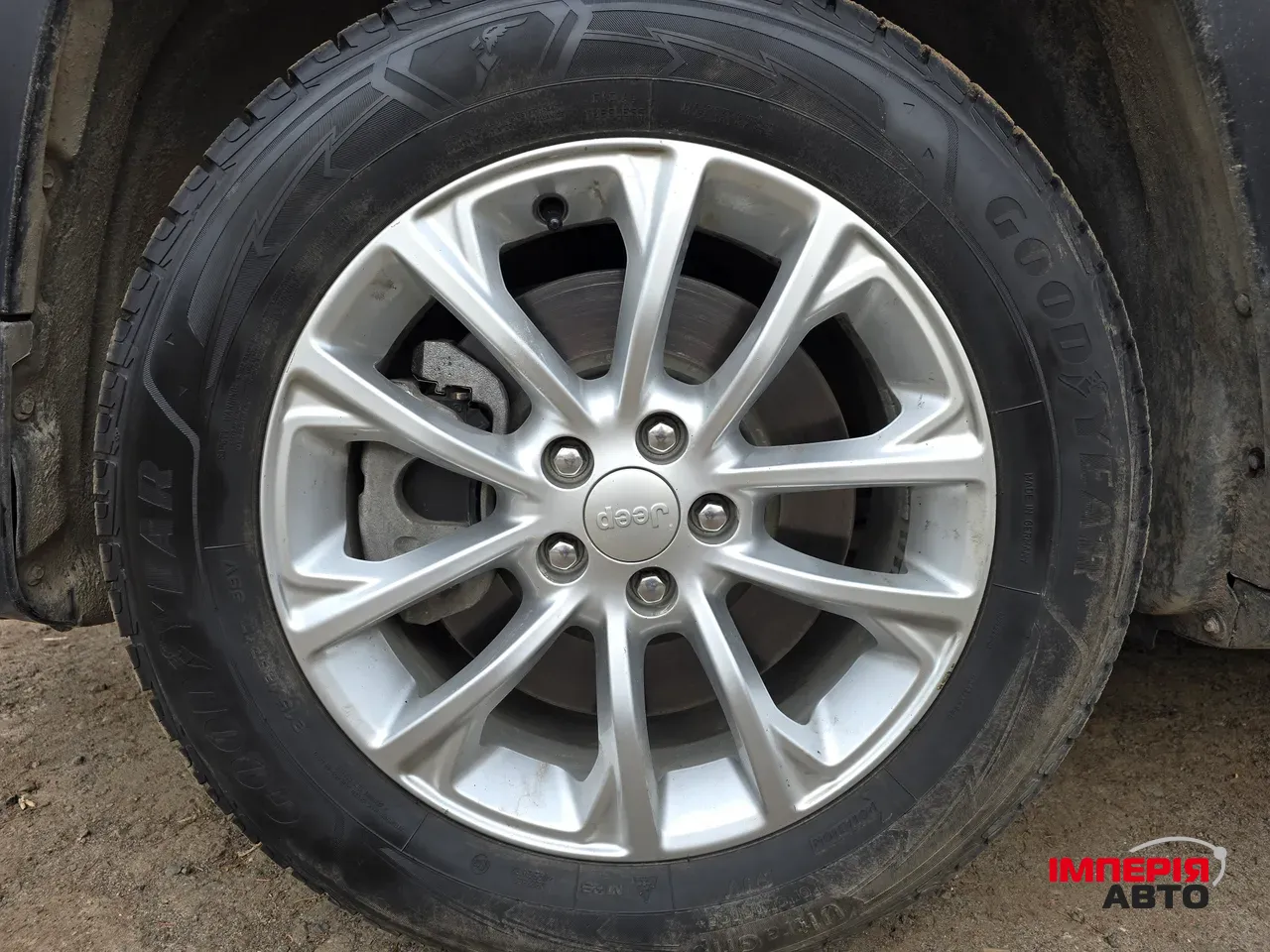 Jeep Cherokee - фото 31