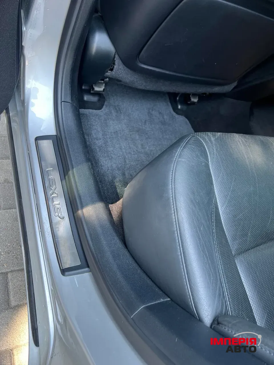 Lexus ES - фото 10