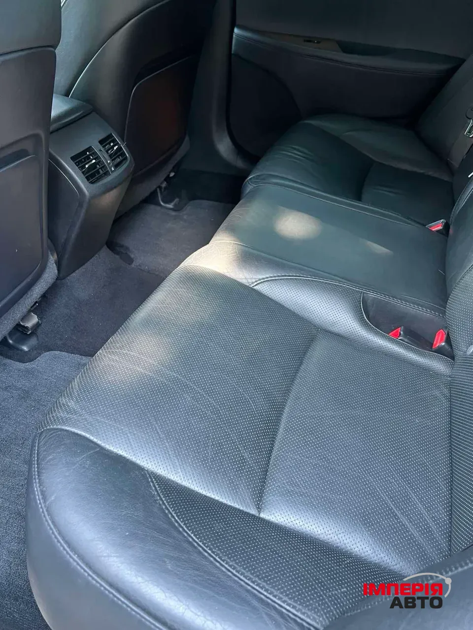 Lexus ES - фото 5