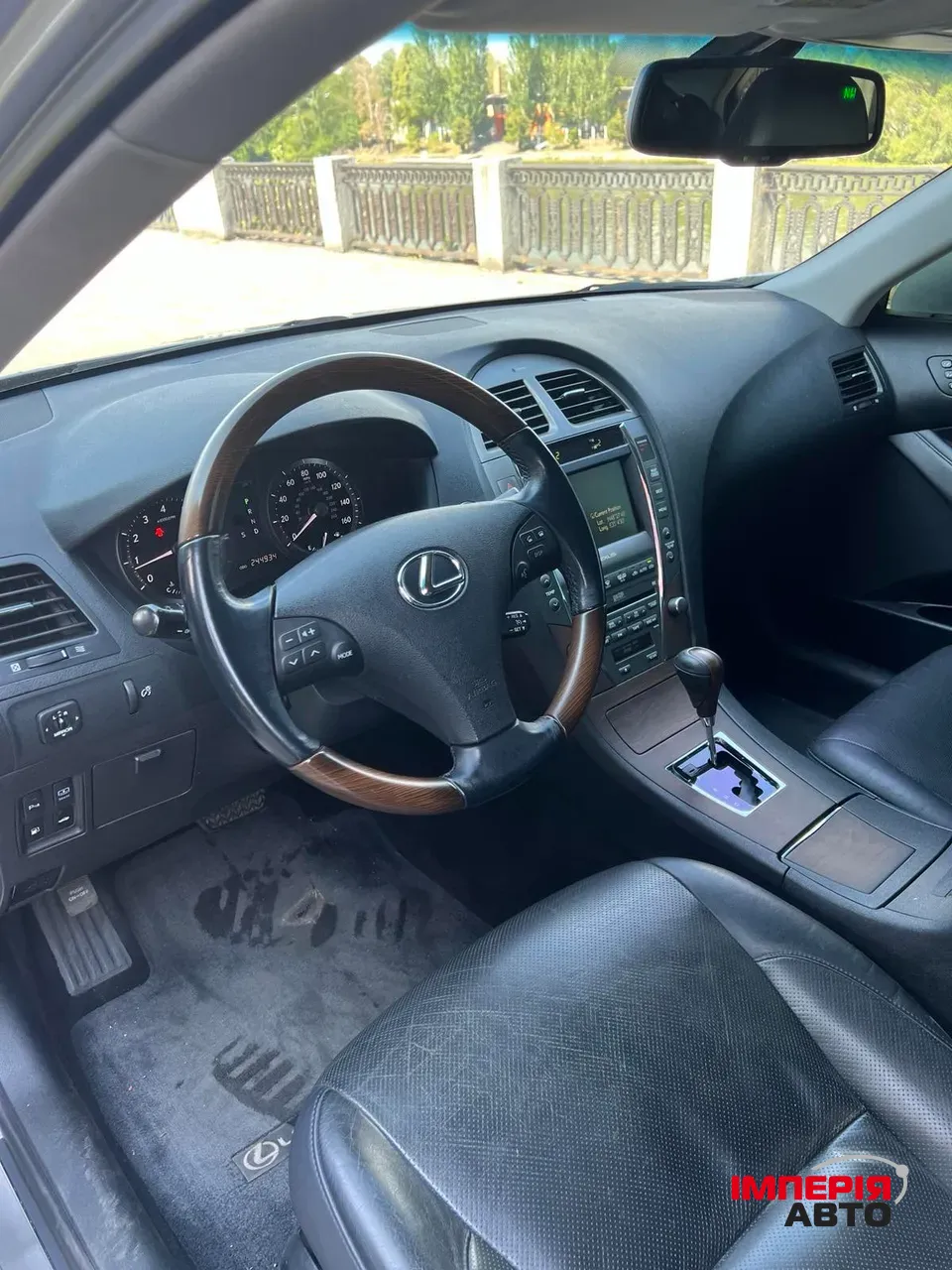 Lexus ES - фото 9