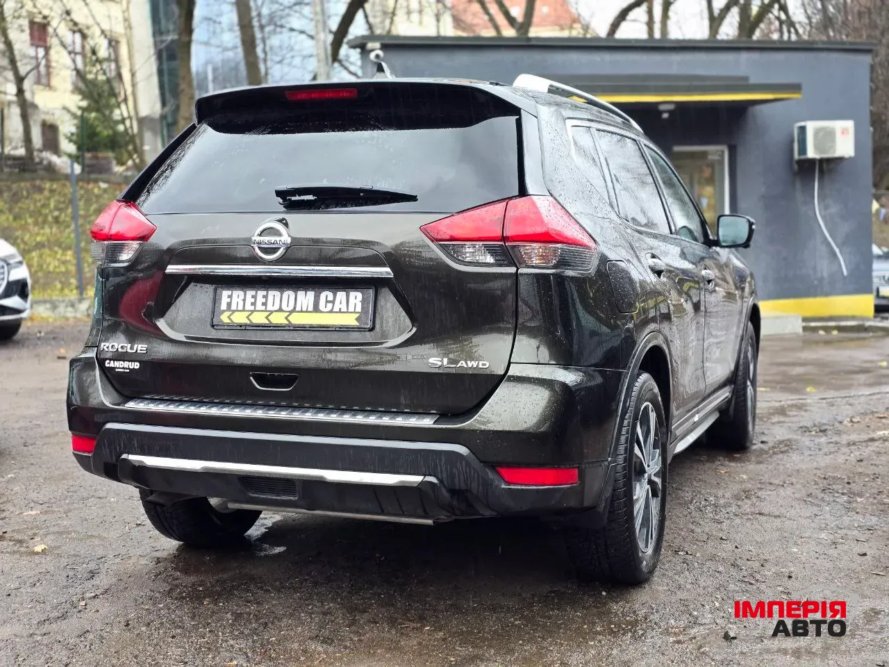 Nissan Rogue - фото 4