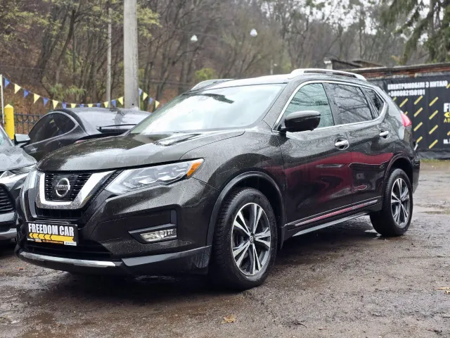 Nissan Rogue - фото 1