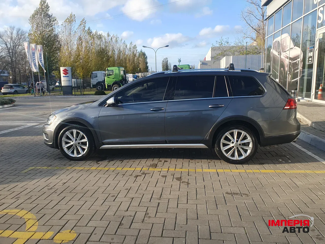 Volkswagen Golf - фото 3