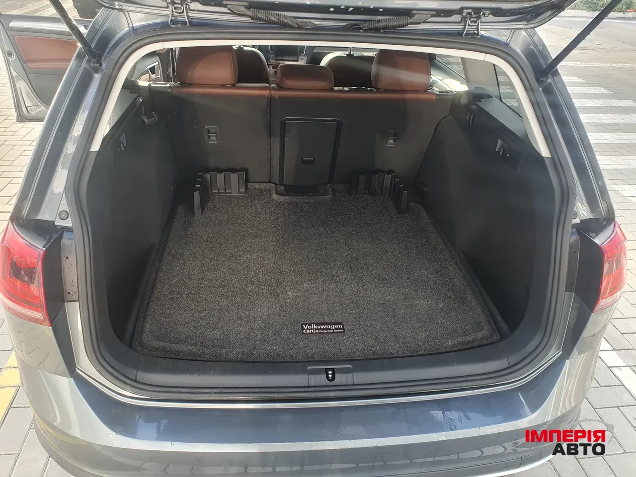 Volkswagen Golf - фото 16