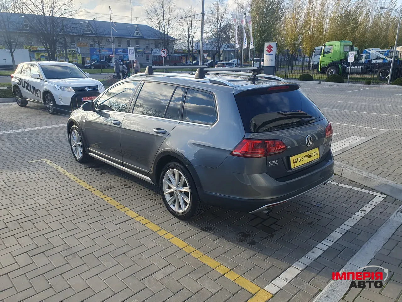 Volkswagen Golf - фото 4