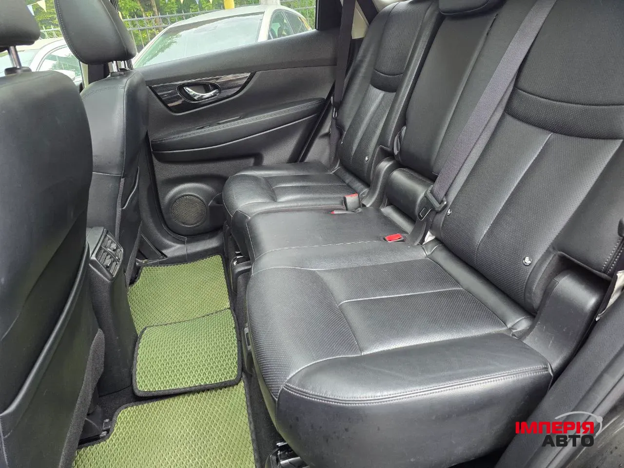 Nissan X-Trail - фото 12