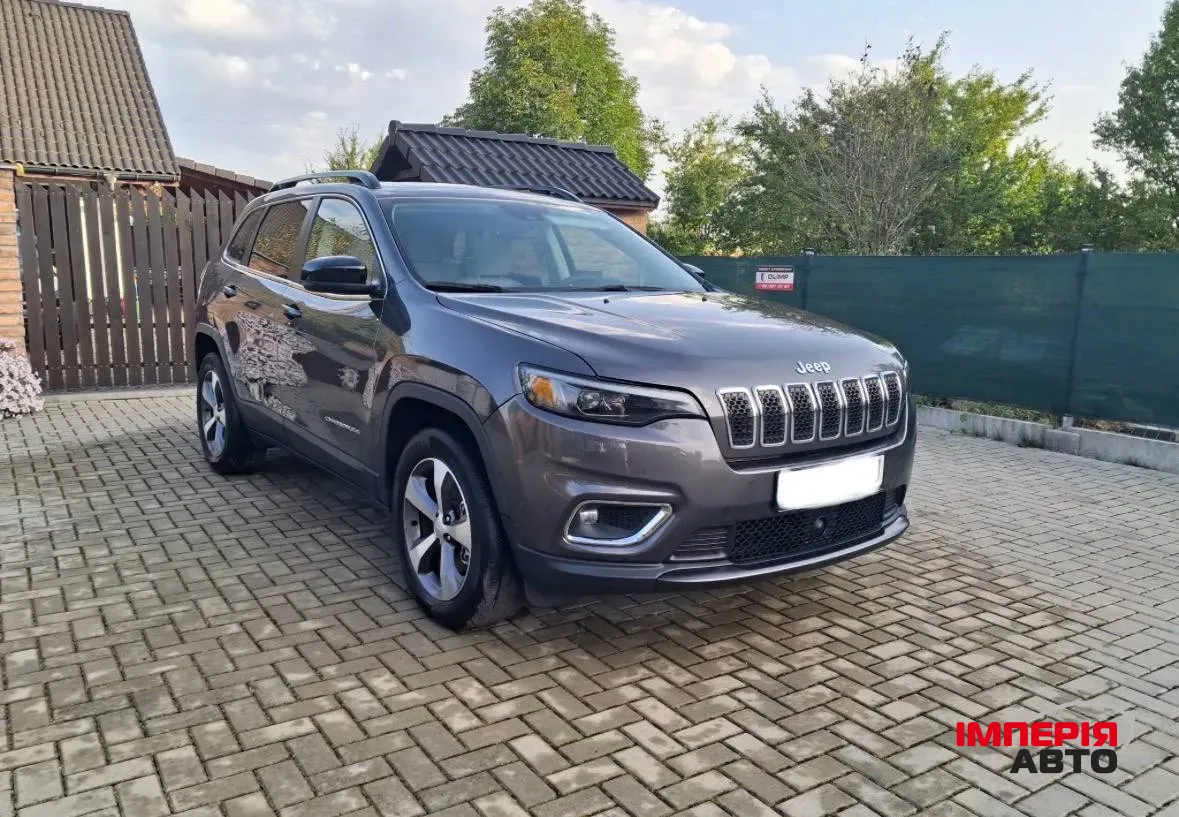 Jeep Cherokee - фото 1