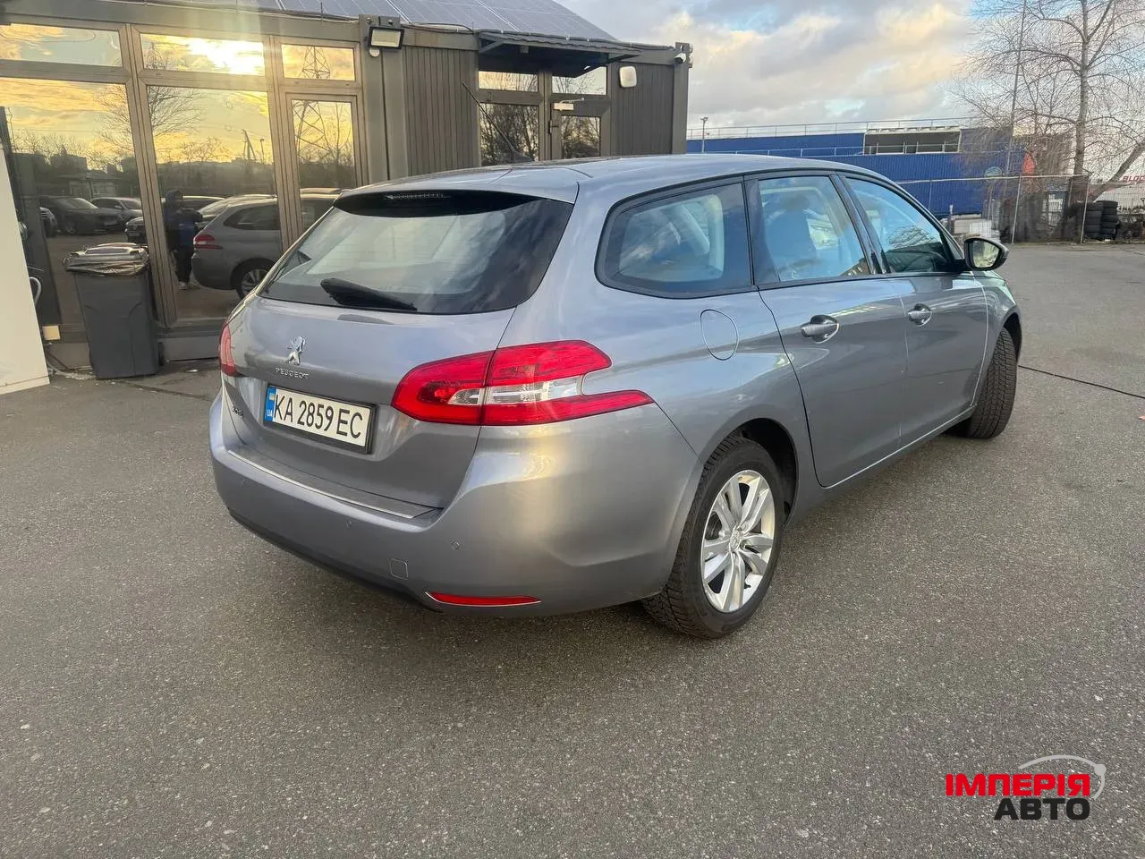 Peugeot 308 - фото 4
