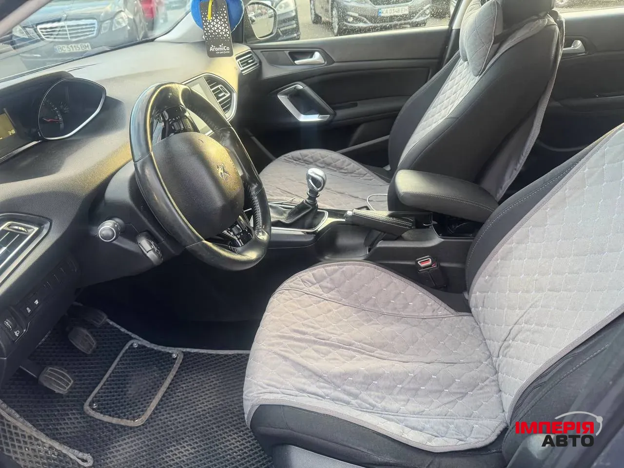 Peugeot 308 - фото 6