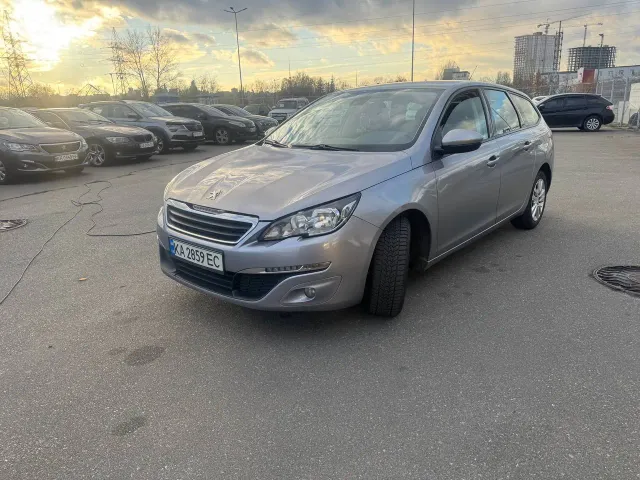 Peugeot 308 - фото 3