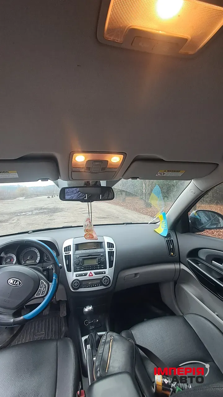 Kia Ceed - фото 10