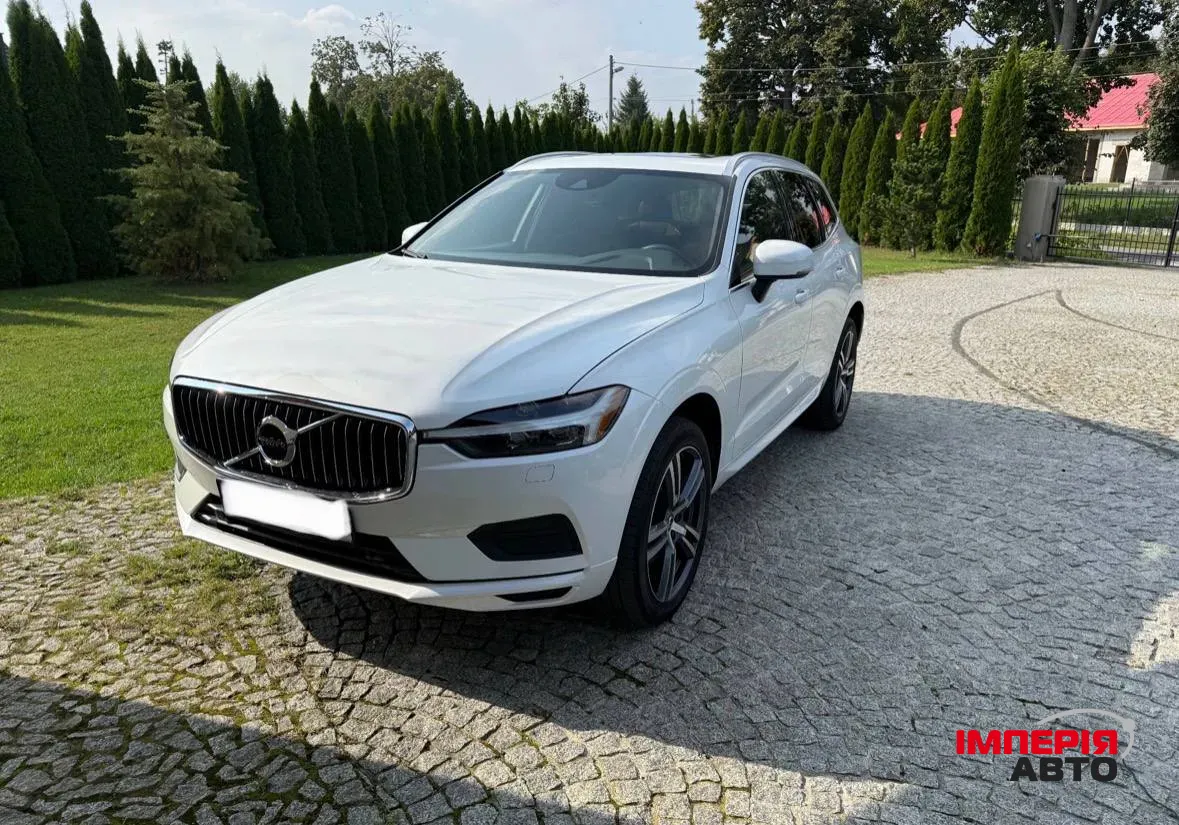 Volvo XC60 - фото 1