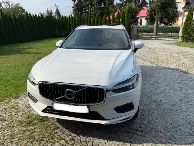 Volvo XC60 - фото 4