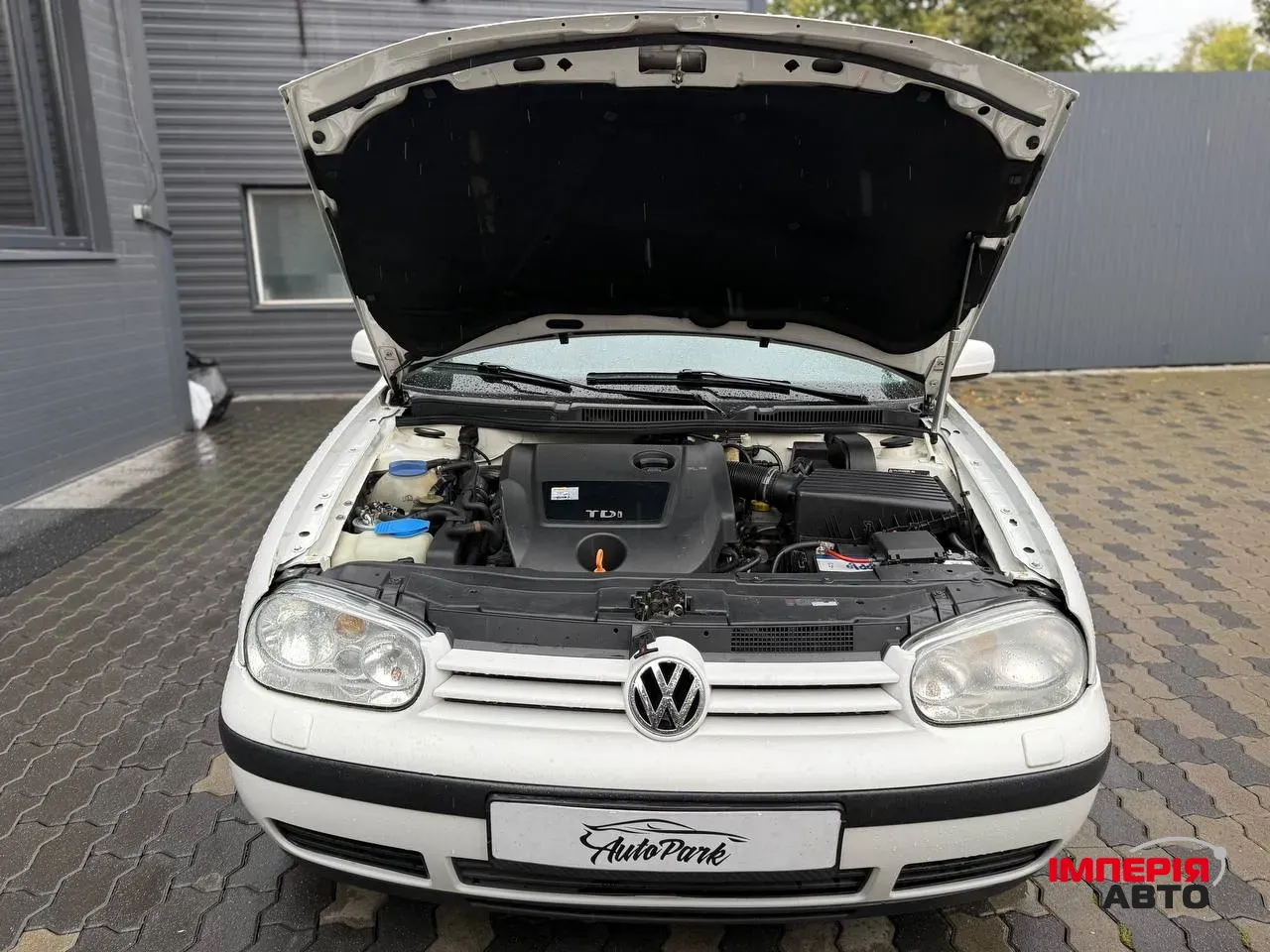 Volkswagen Golf - фото 10