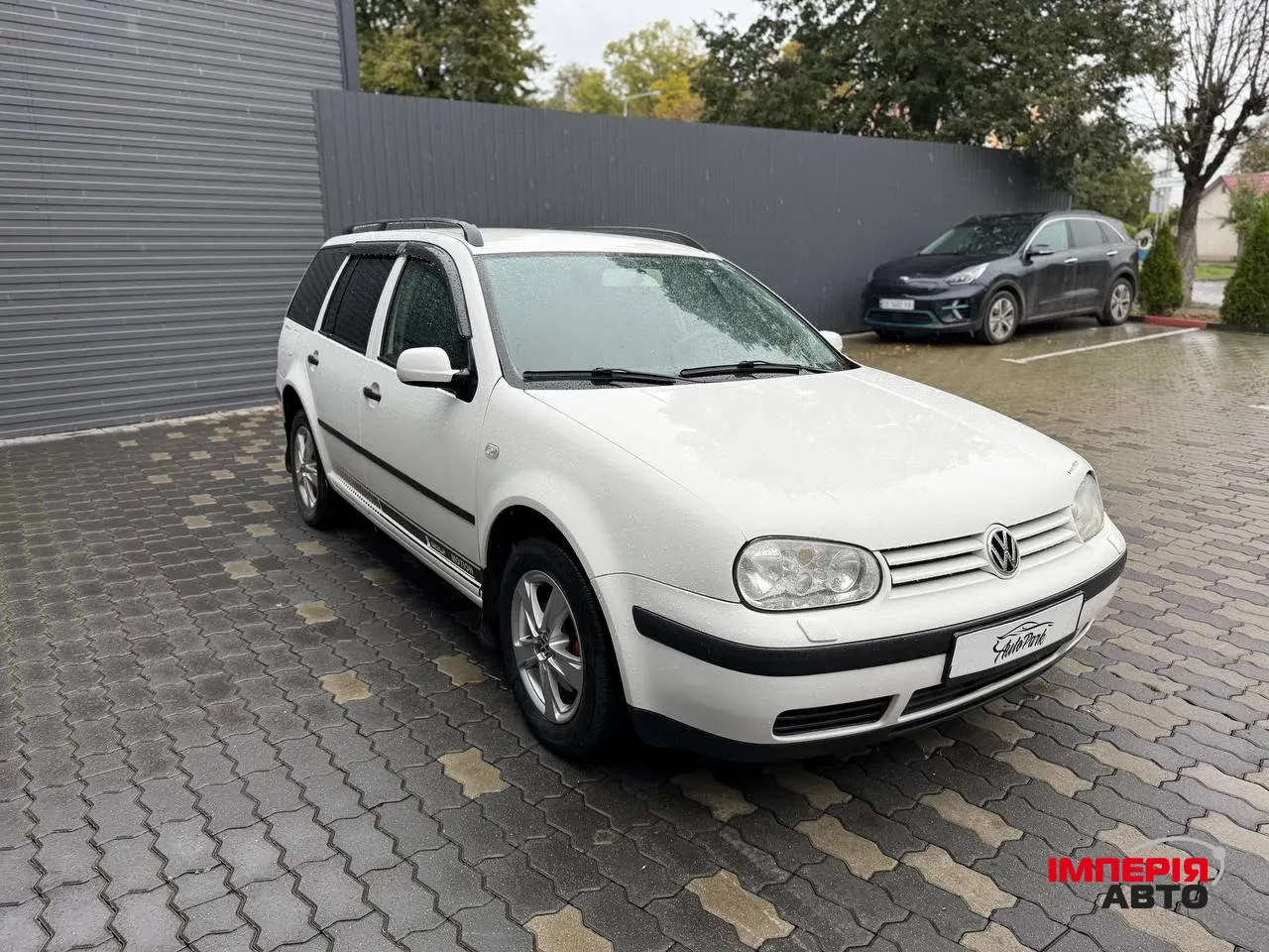 Volkswagen Golf - фото 3