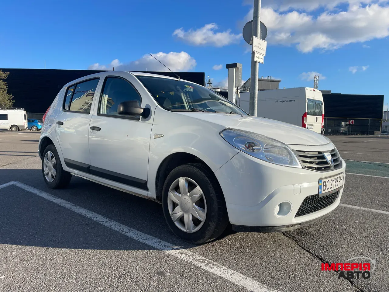 Dacia Sandero - фото 5