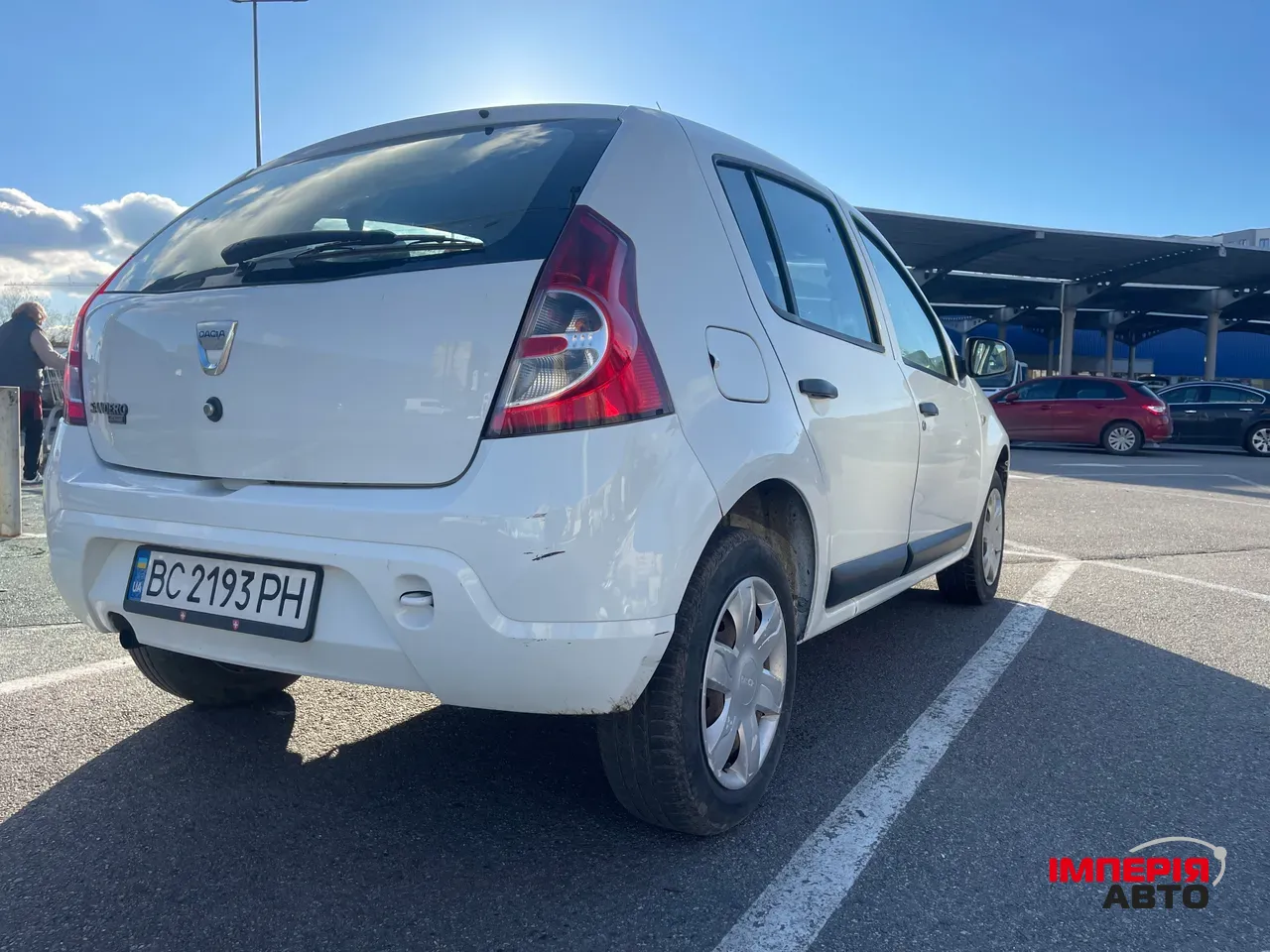 Dacia Sandero - фото 4