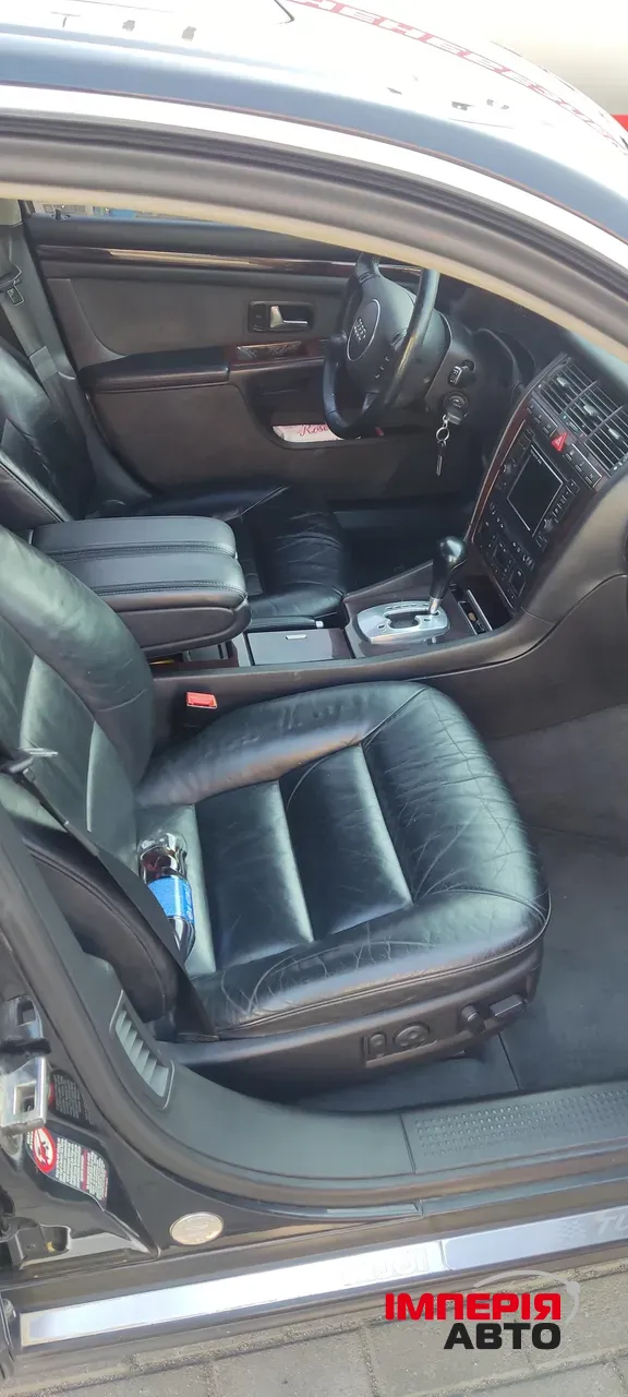Audi A8 - фото 5