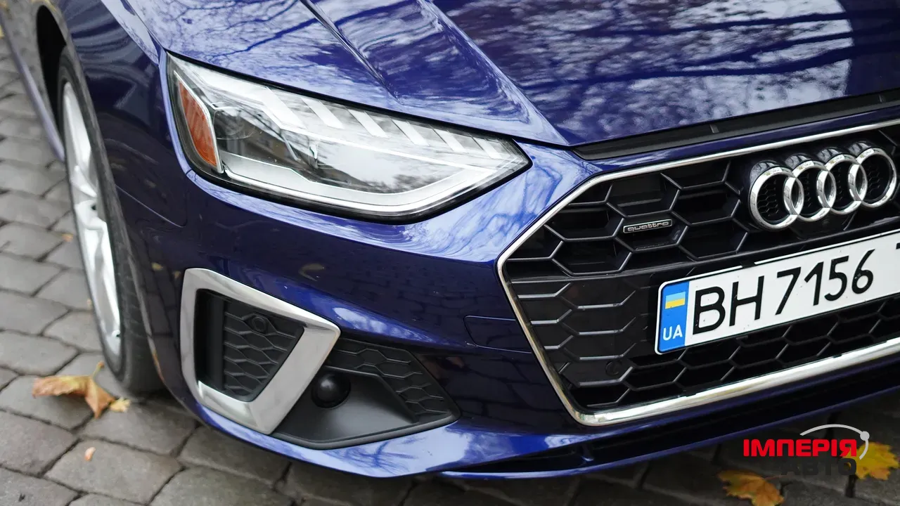 Audi A4 - фото 4
