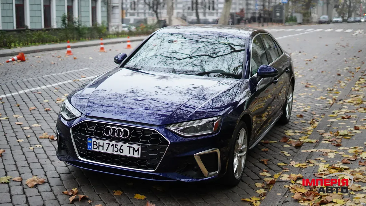 Audi A4 - фото 3