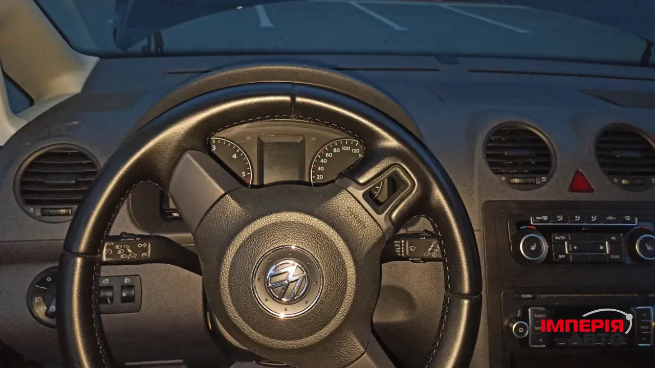 Volkswagen Caddy - фото 9