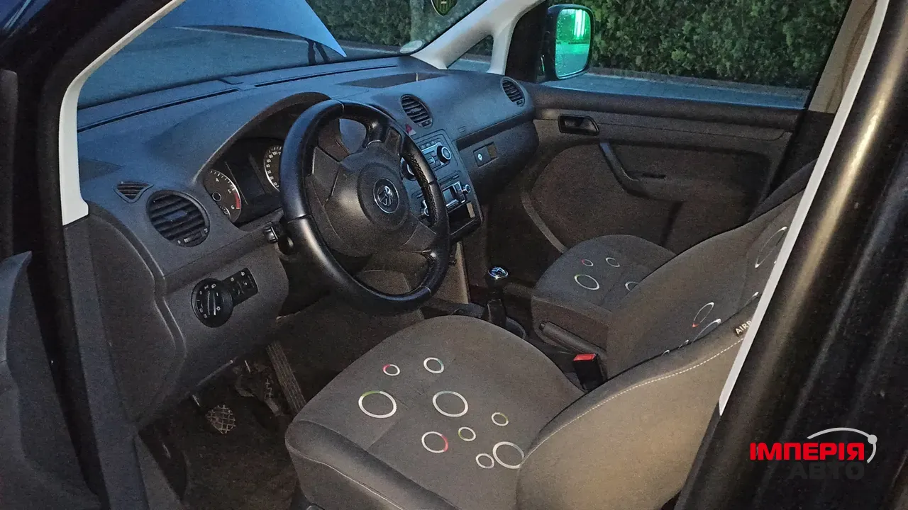 Volkswagen Caddy - фото 8