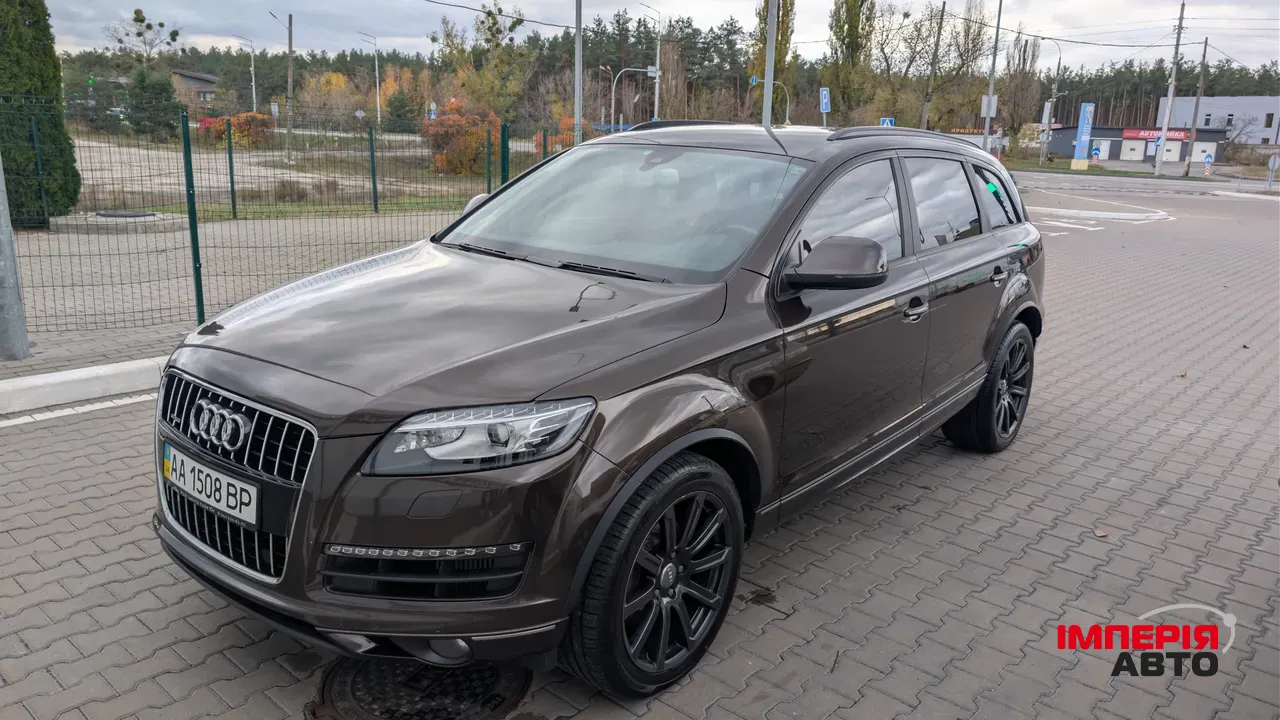 Audi Q7 - фото 4