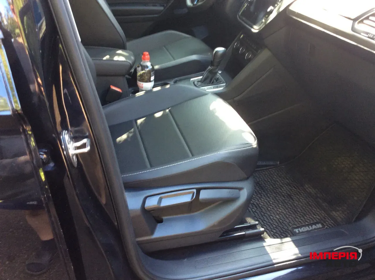 Volkswagen Tiguan - фото 10