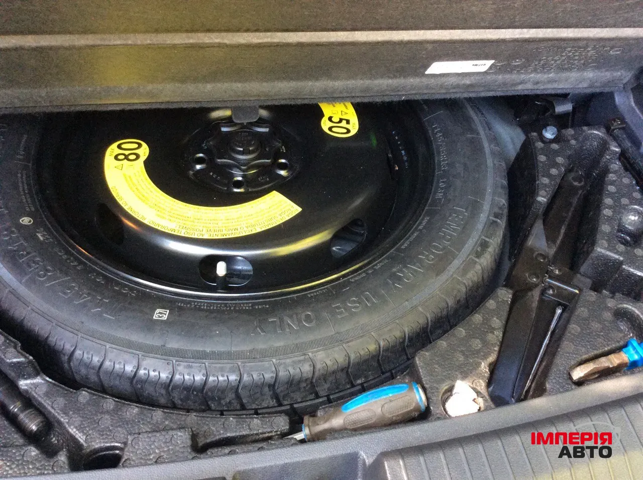 Volkswagen Tiguan - фото 14