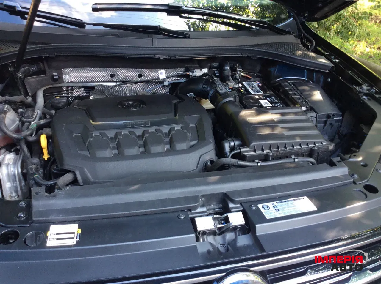 Volkswagen Tiguan - фото 4