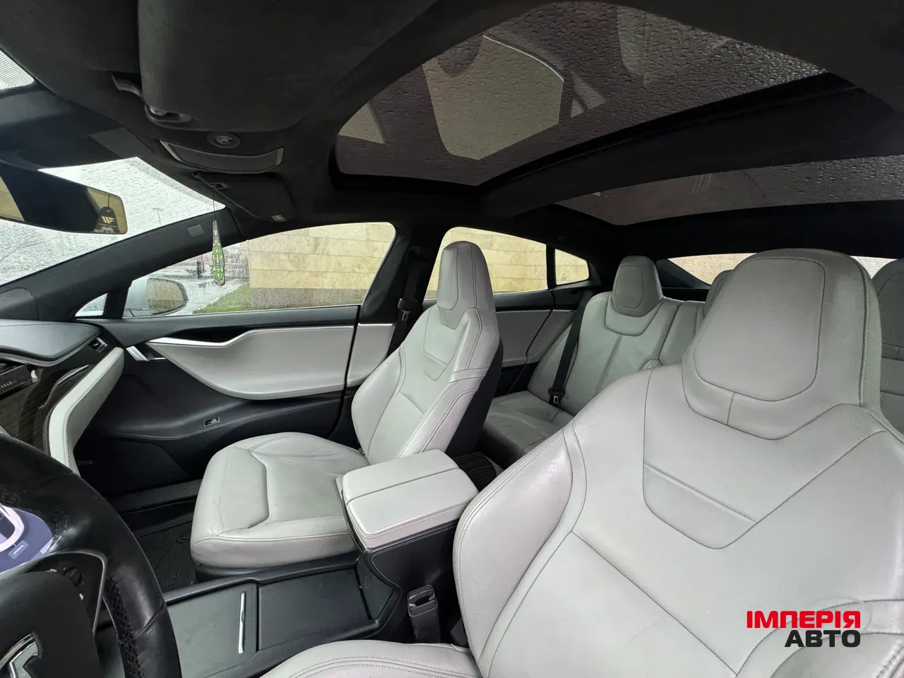 Tesla Model S - фото 24