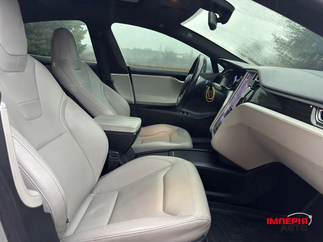 Tesla Model S - фото 30