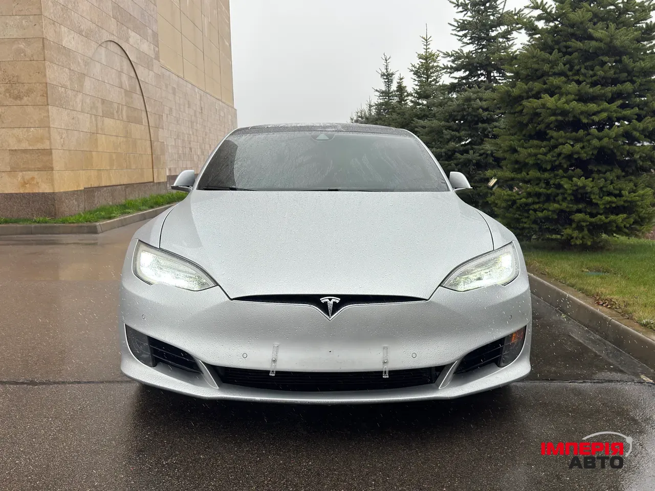 Tesla Model S - фото 6