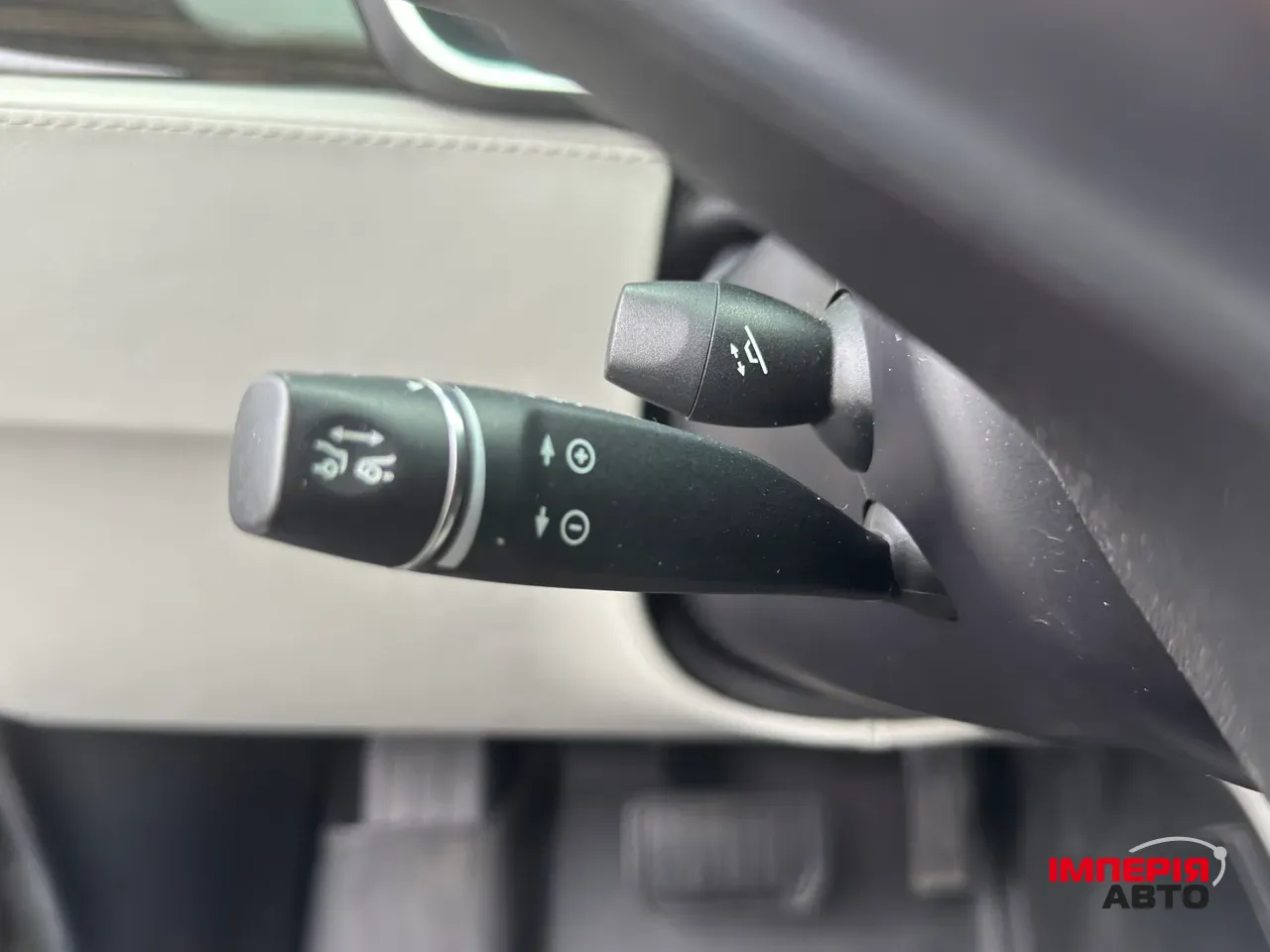 Tesla Model S - фото 35