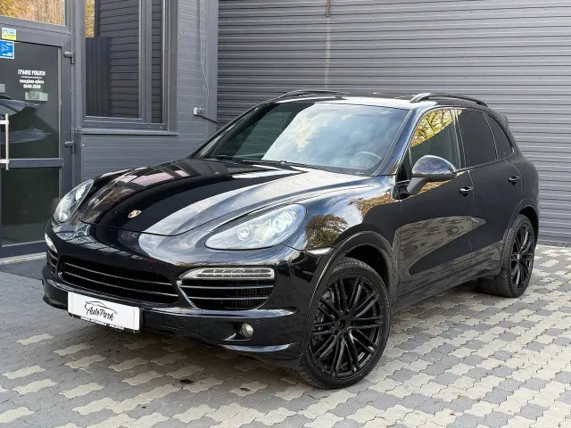 Porsche Cayenne - фото 1