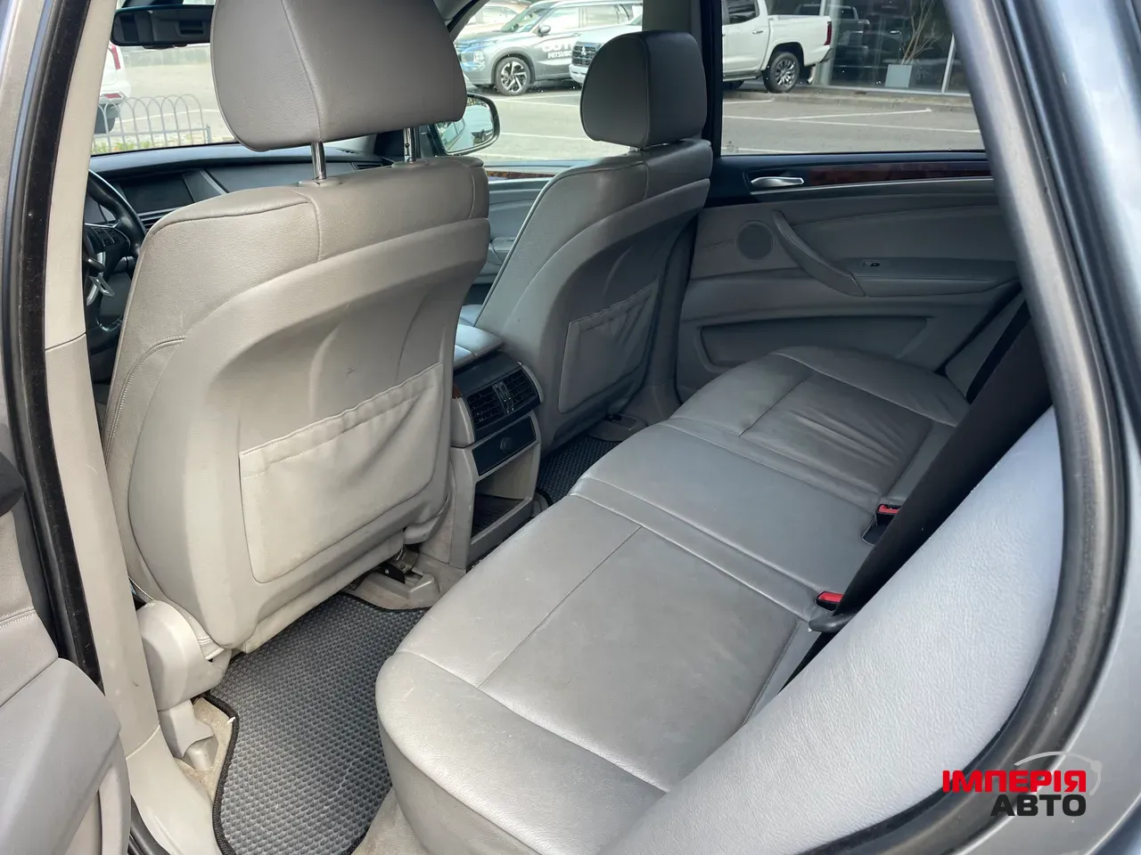 BMW X5 - фото 14