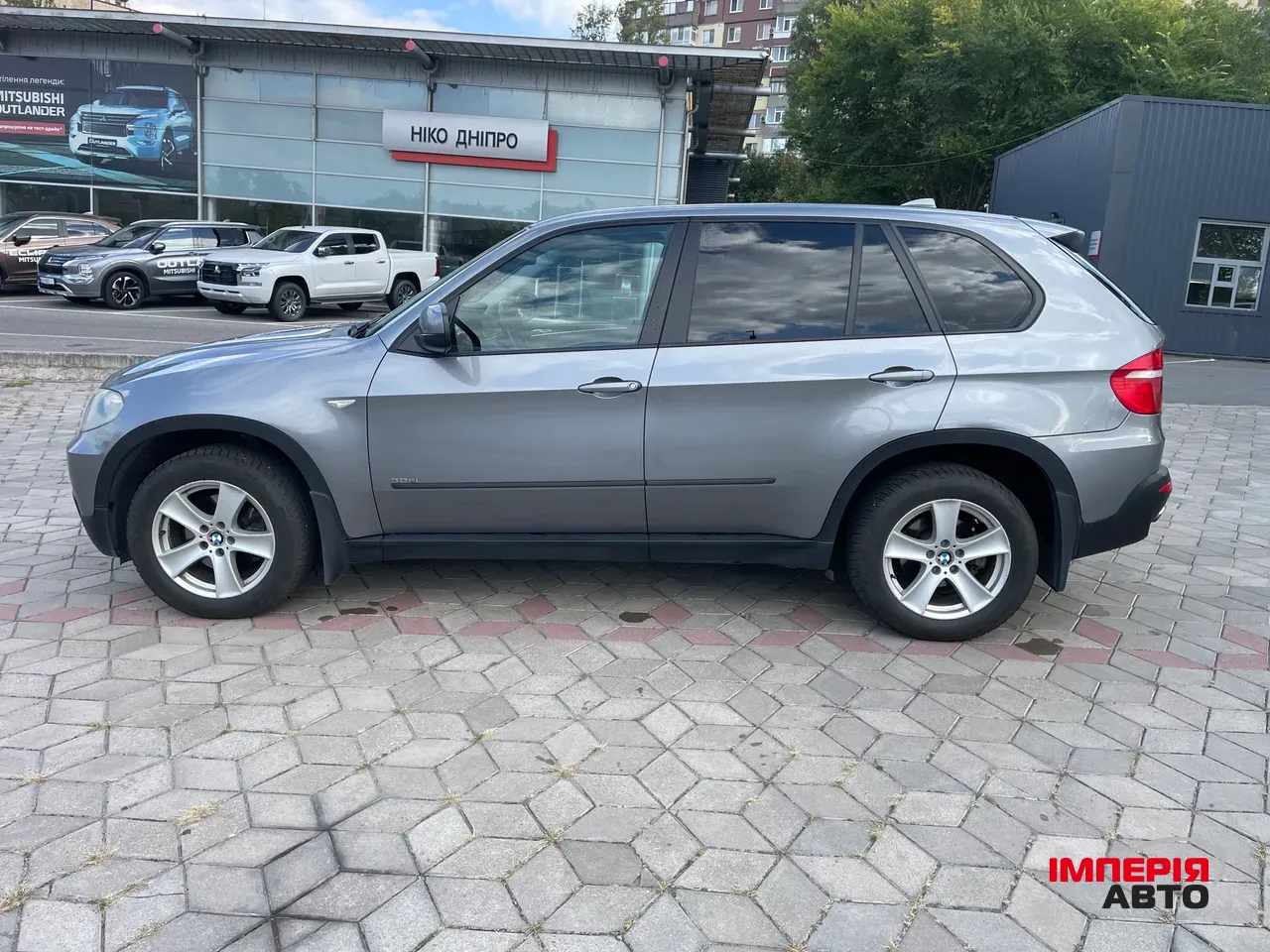 BMW X5 - фото 7